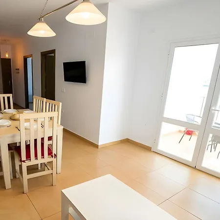 Precioso Con Piscina Compartida Garaje Gratis Y Terraza Privada Appartement *