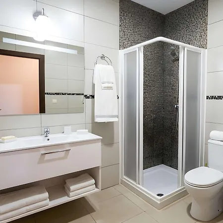 Precioso Con Piscina Compartida Garaje Gratis Y Terraza Privada * Conil De La Frontera