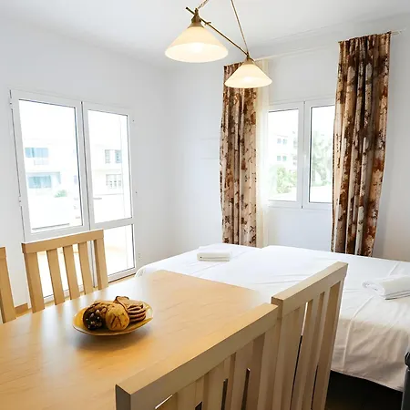 Precioso Con Piscina Compartida Garaje Gratis Y Terraza Privada Апартаменти *